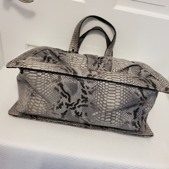 EC Tosca Blu Snakprint Leather Large Satchel/Tote Grey & Black - Picture 8 of 16